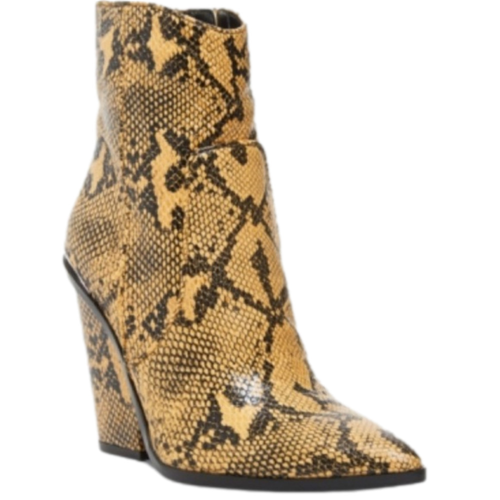 STEVE Madden Women's Rarely Western Leather Booties